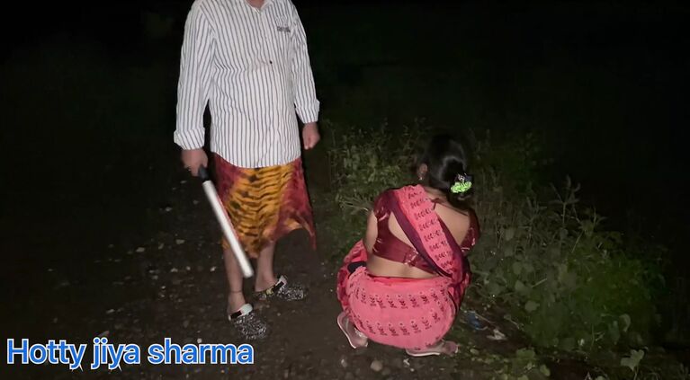 Khet Mein chori karte hue jb ladki pakdi gayi to Malik ne ladki ko dardnaak choda