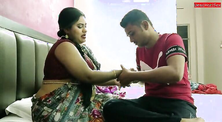 Tamil Sexy Couple Softcore Sex! Homely Sex With Clear Audio