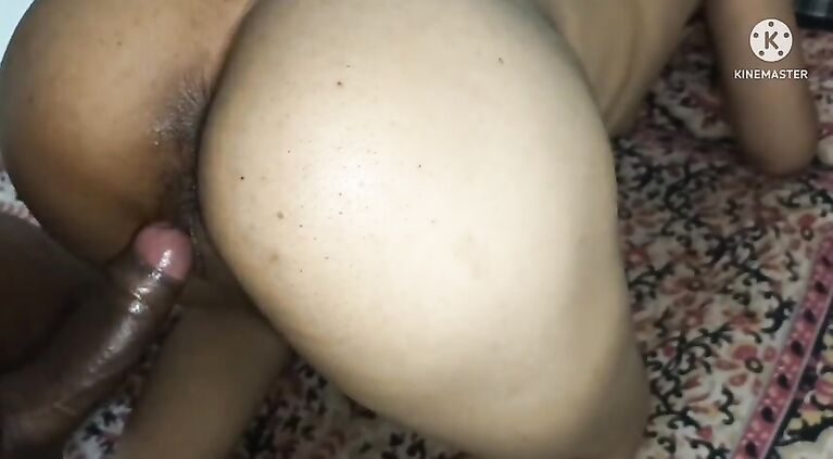 Apne amateur ka gand or chut dogystyle me khub maje se choda jise uski sex ka pyash Kam ho gya
