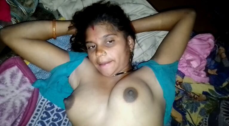 Bhabhi ki Bahut badi gand ha , Gand land dal diya