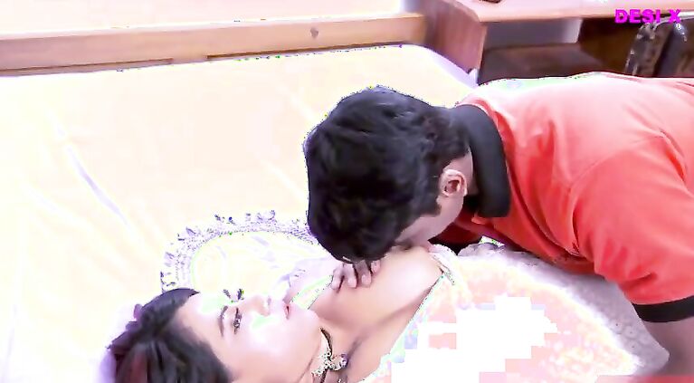 Delivary boy fucked a Desi collage girl and cum out on her face