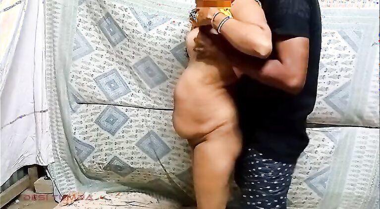 Tailor ne Everbest Huge Boobs Bhabhi ko Chod diya - Tamil Tumpa
