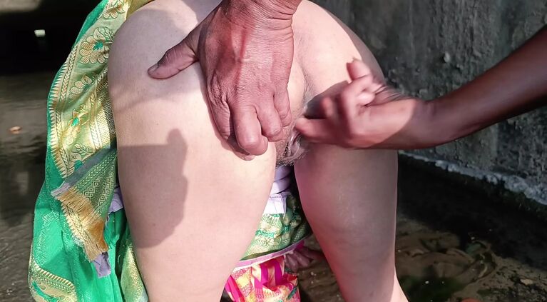 In front of Babuji, the son fucked his two wives fiercely
