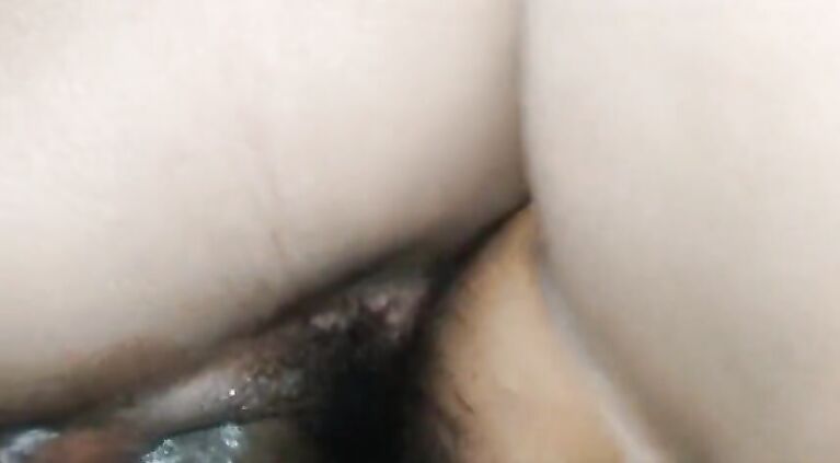 Yaluwage ammata hikuwa.Fucked my friends cute mommy.Sinhala sexy sex clip