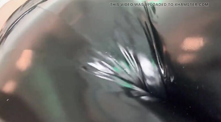 Oral and Masturbate in leather leggins. Huge ass in latex