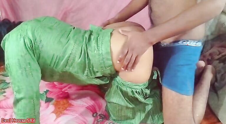 Mausi ki beti ko jamkar choda new xxx Hard fucking Dogy style in Hindi voice