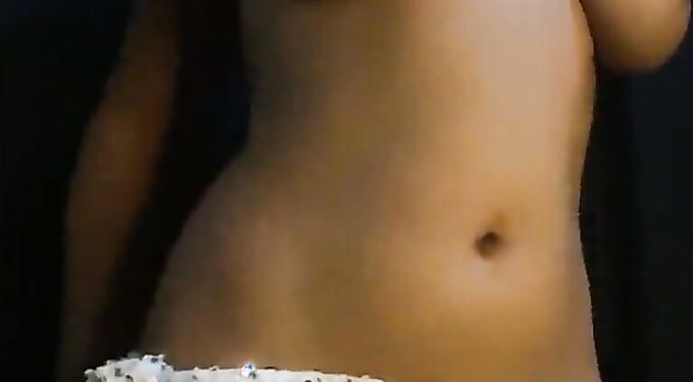 Indian Tamil sexy beautiful boobs