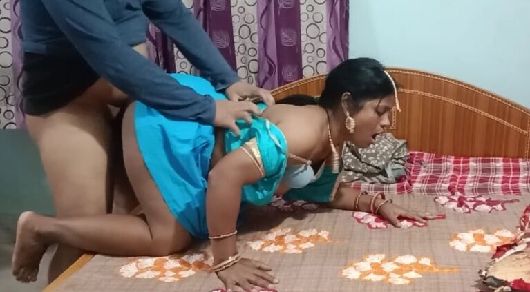 Tamil Indian Bhabhi Real Homely Cute Sex in Hindi with Xmaster on X Movies