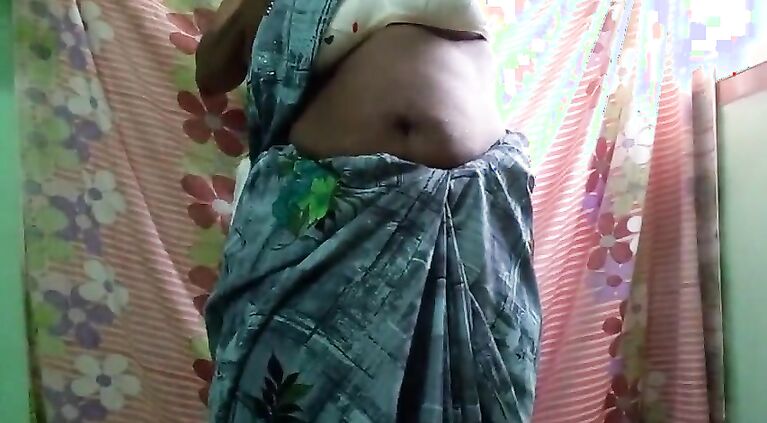 Desi gorgeous queen babhi fucking