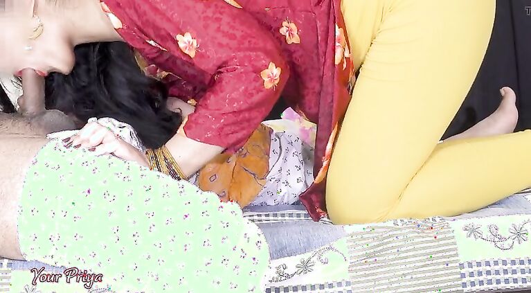 Priya Maid's dirty cunt fucked hard with gaaliyan by maid after deep oral. tamil hindi sex clip