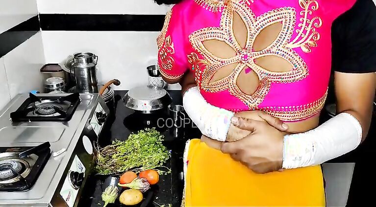 Komal with Kichen choda