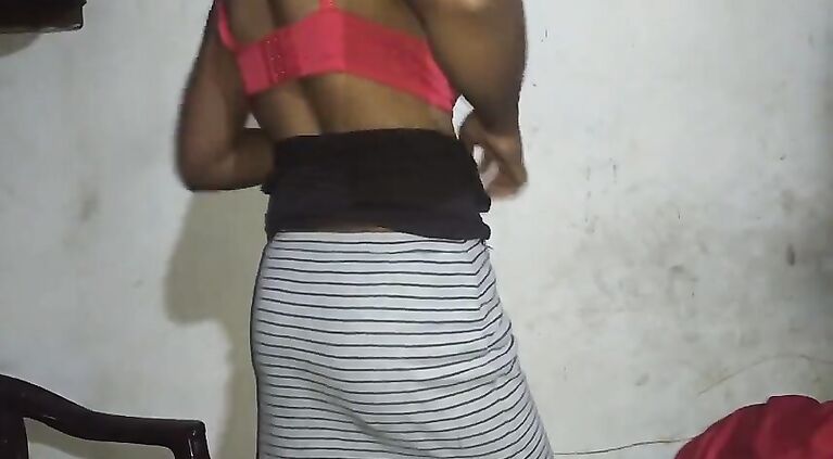 Indian girl getting fucked by tailor guy Tamil girl getting fucked and her boobs pressed movie part 1