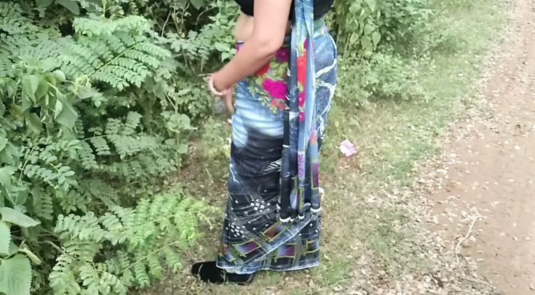 Highway Par Randi Aunty Ko Pataya Room Par Lakar Chudayi Ki