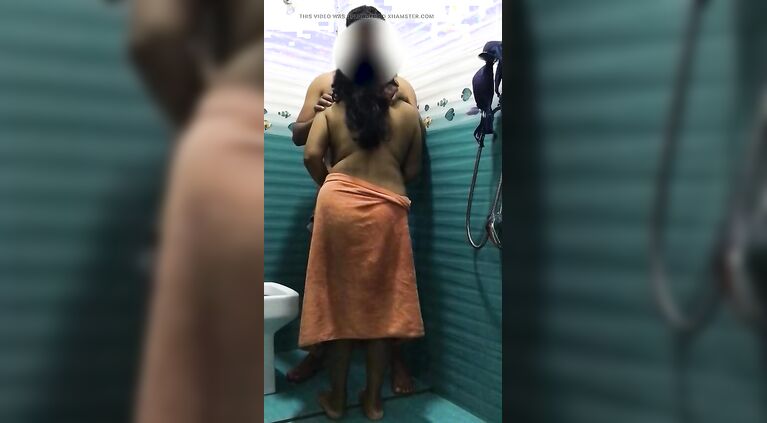 Tamil Huge Tits WIFE Married stepsister gets fucked by nymphos stepbrother
