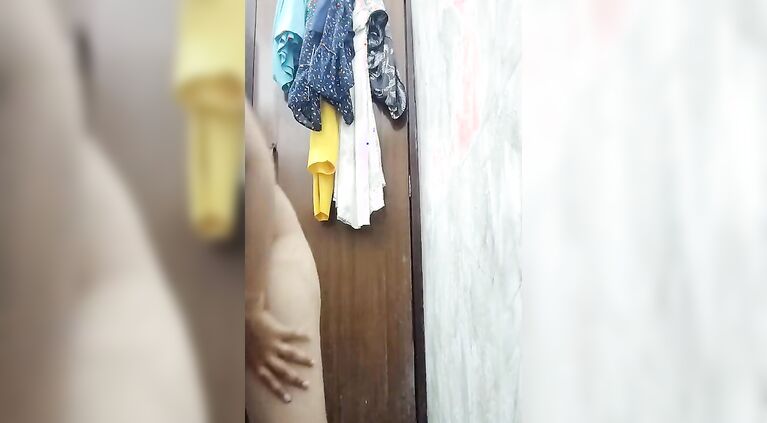 Teen Indian 20 year old girl changing