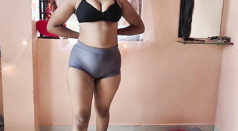 Cute Tamil girl dress less watch her in full nude and her boobs