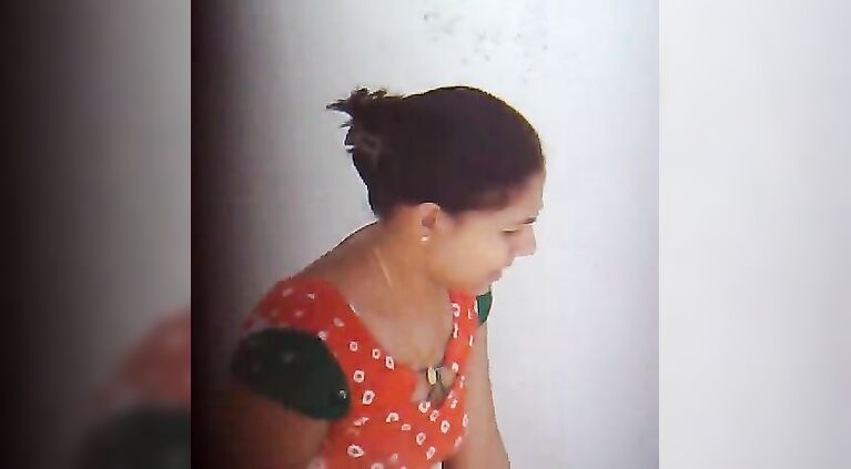 Neighbour Aunty Washing - Movies.