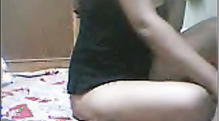 Sexy Bengali beauty Rajani bhabhi leaked clip getting her boobs sucked by her ex boyfriend