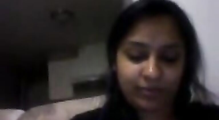 Big ass Indian girl fucking in reverse riding on top of his boyfriend erect cock