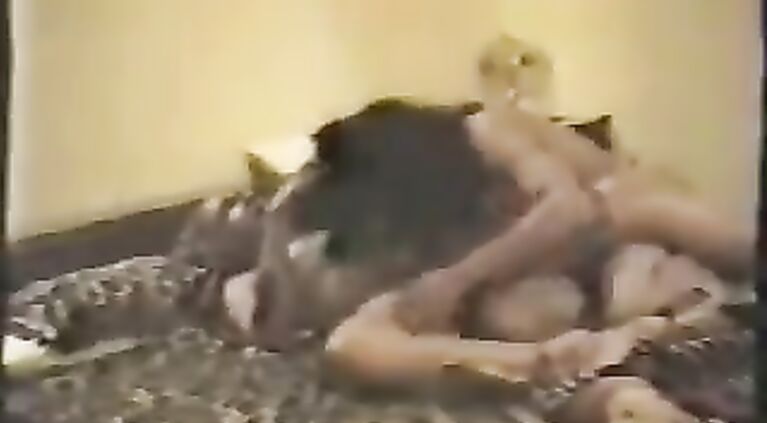Kumar from Ghaziabad enjoying real hardcore sex in their bedroom with camera on