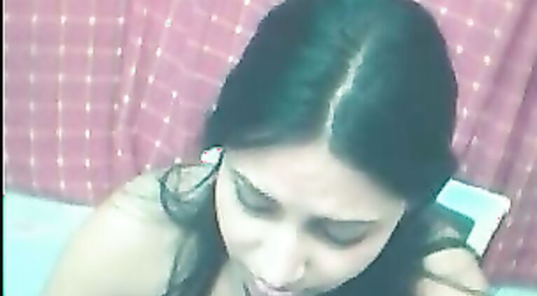 Housewife On A WebCam - Movies.