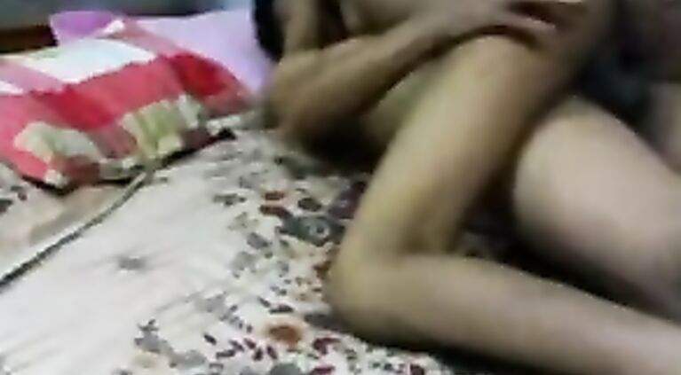 lifting her kameez to fondle her tits during sex foreplay in this awesome MMS