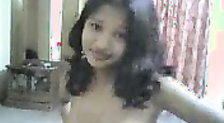 Kaamwali Girl From Mumbai - Movies.