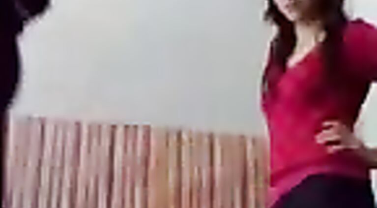 Indian Call Girl Zareen - Movies.